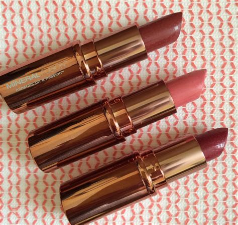 which lipsticks are lead free.